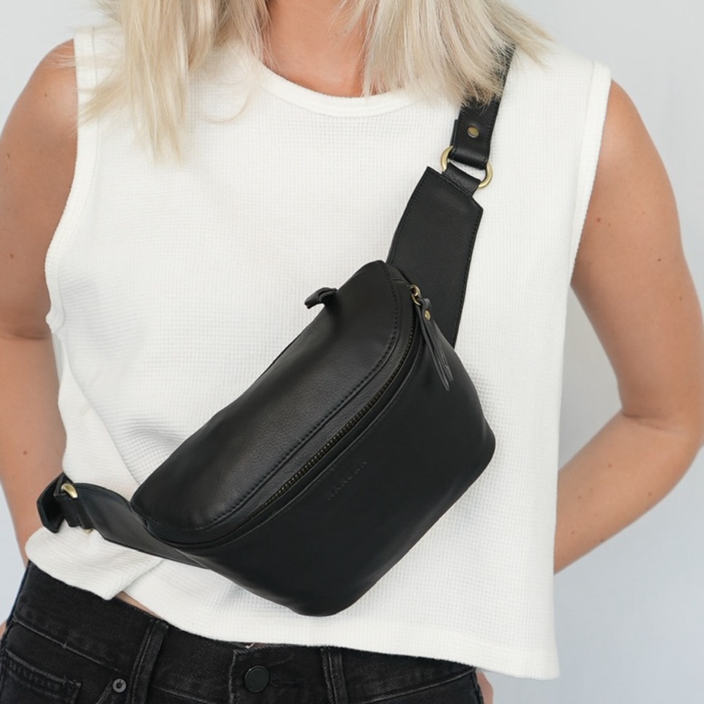 NEW Genuine Leather Belt Bag